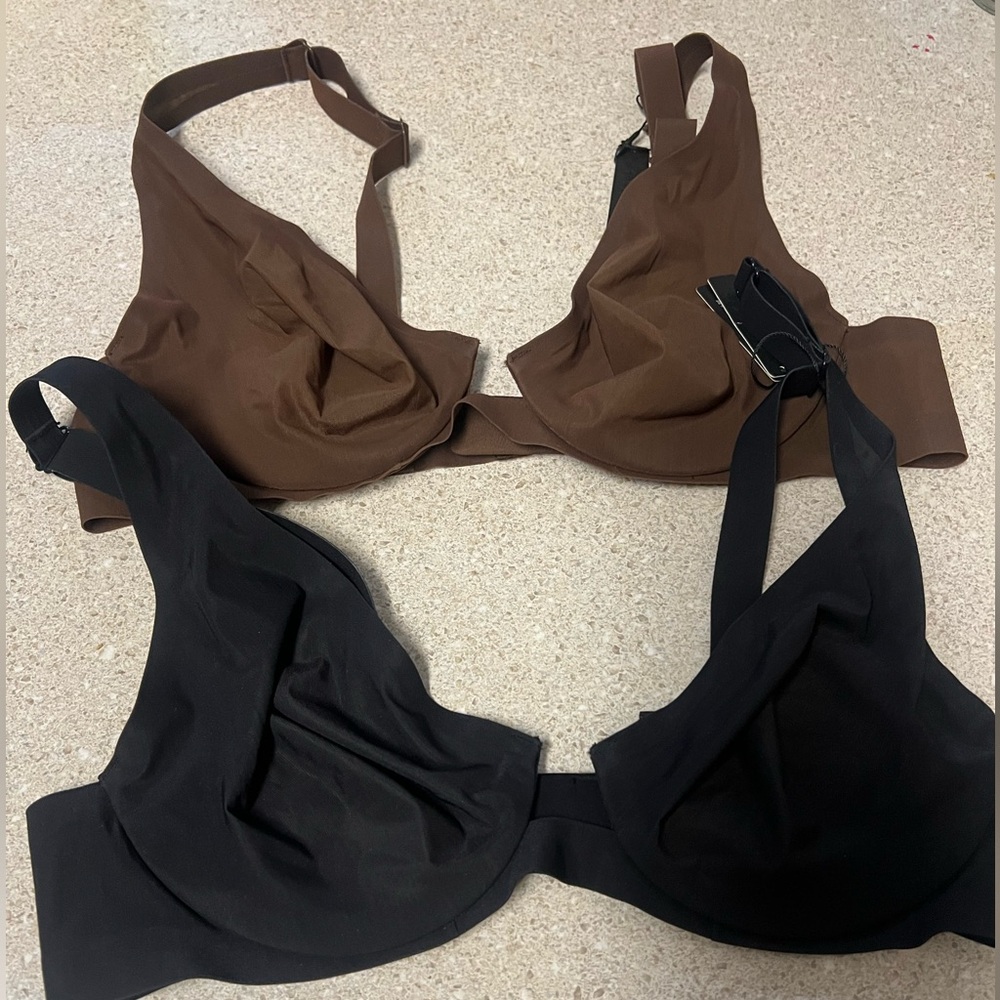 Skims underwire bra bundle 38B (2)